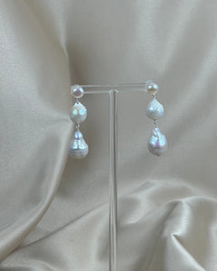 Tiered Pearl Earring - Off White