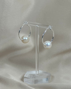 Floating Pearl Hoop